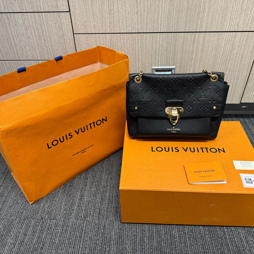 Louis Vuitton Black Monogram Handbag